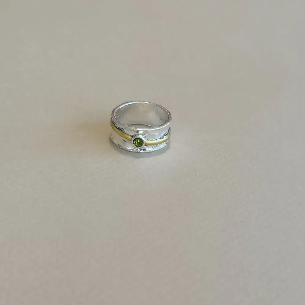 Green stone ring M1267
